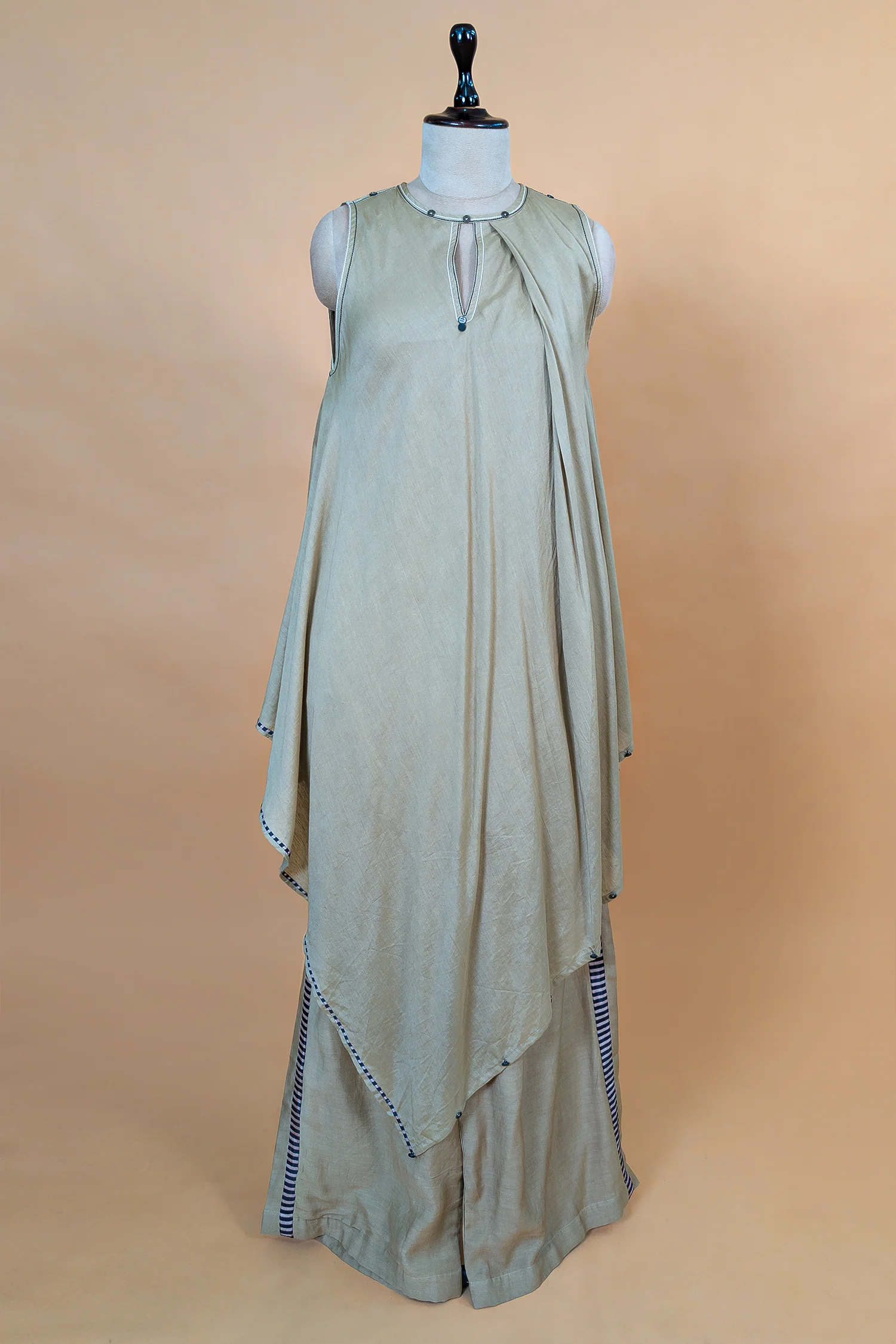 Beige Cotton Silk Solid Co-Ord Set - Image 3