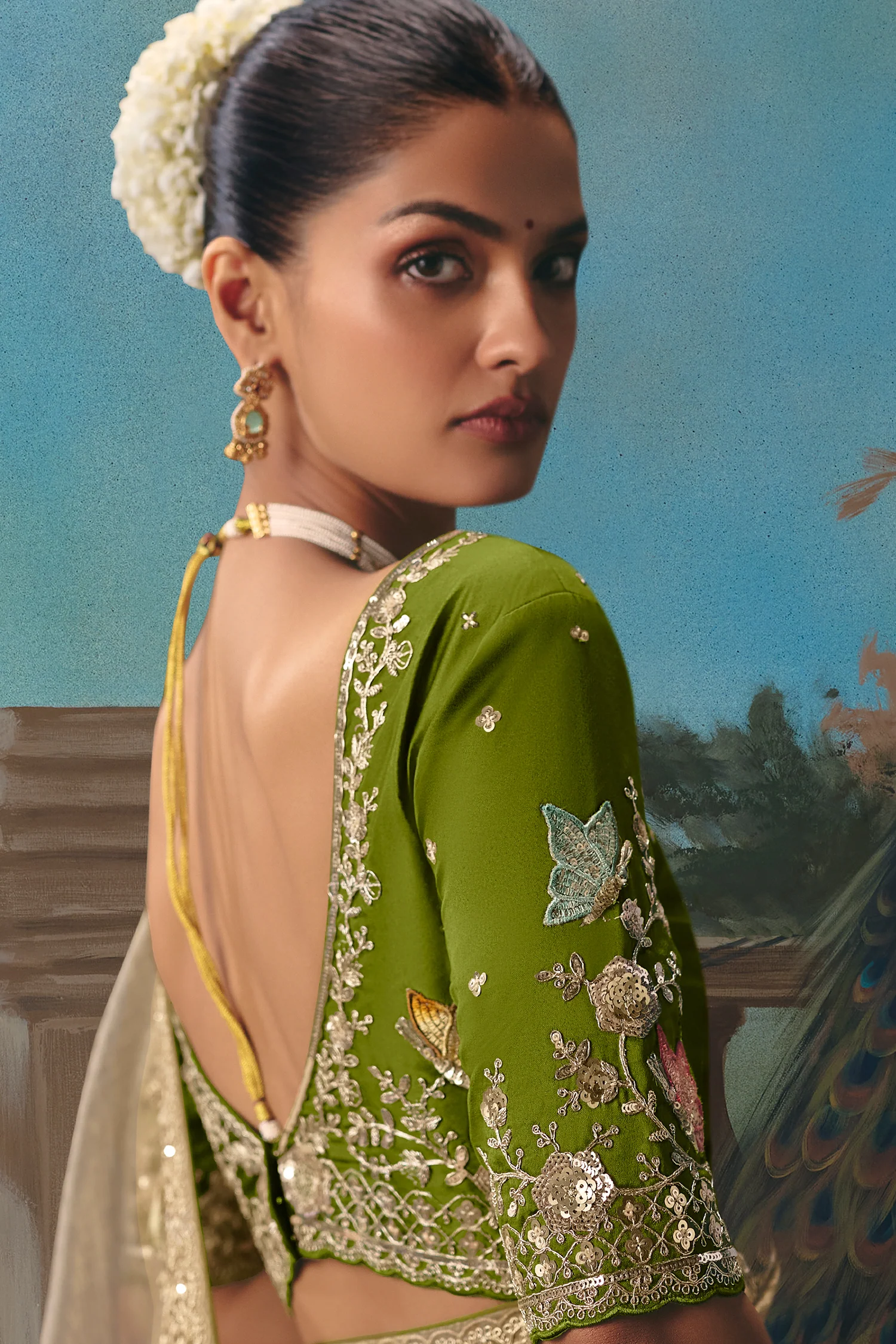 Beige Viscose Chiffon Saree With Elegant Embroidery - Image 4