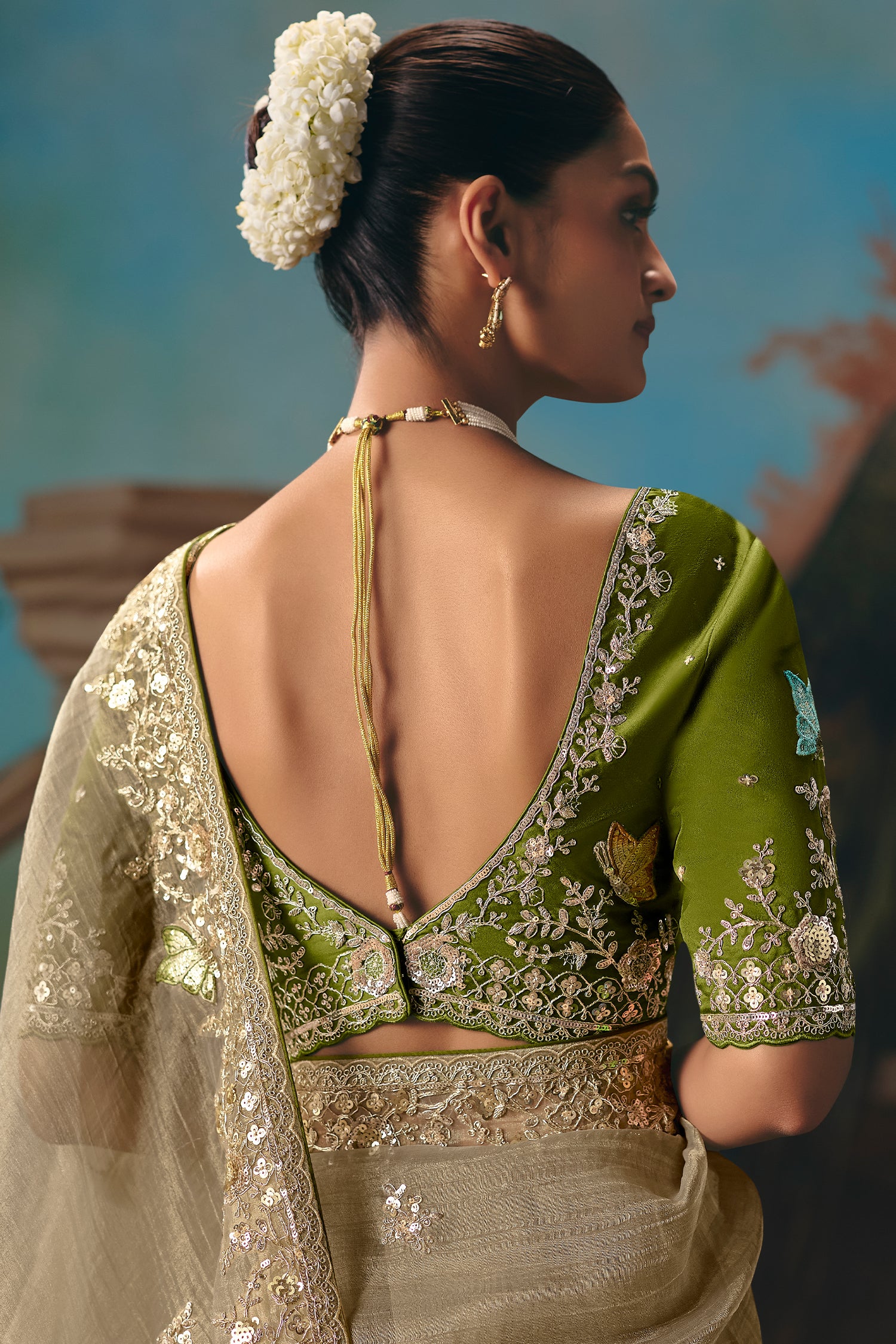 Beige Viscose Chiffon Saree With Elegant Embroidery - Image 5