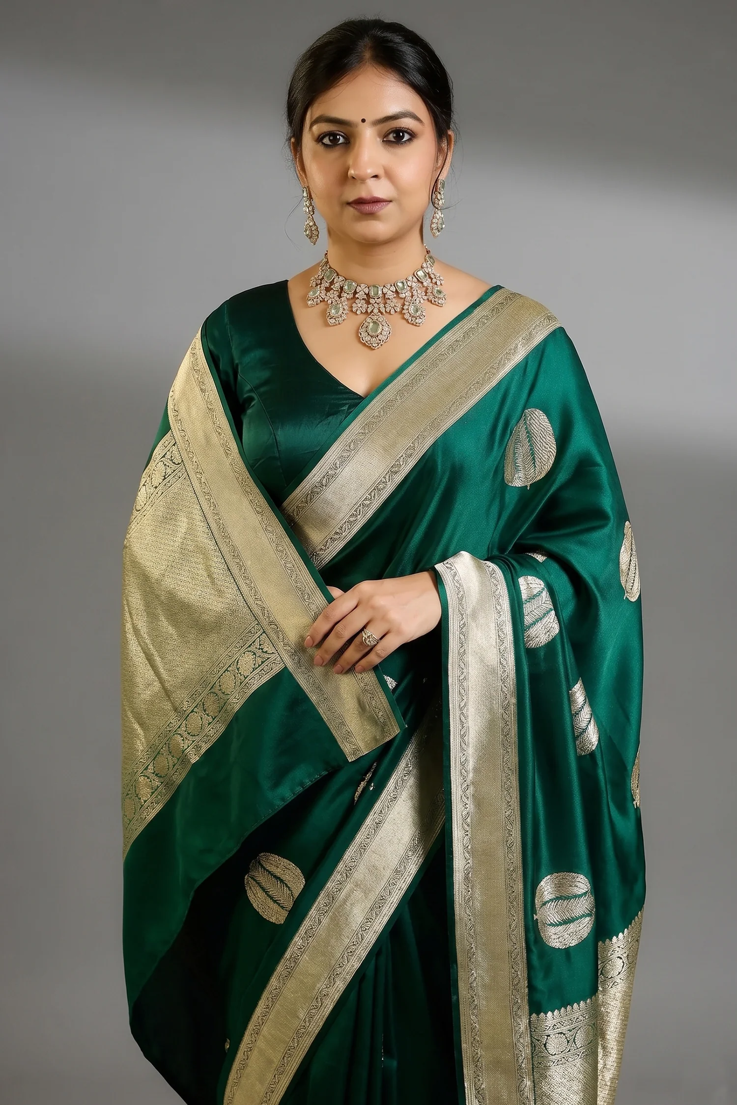 Bottle Green Mango Silk Woven Saree Contrast Border and Pallu - Image 2