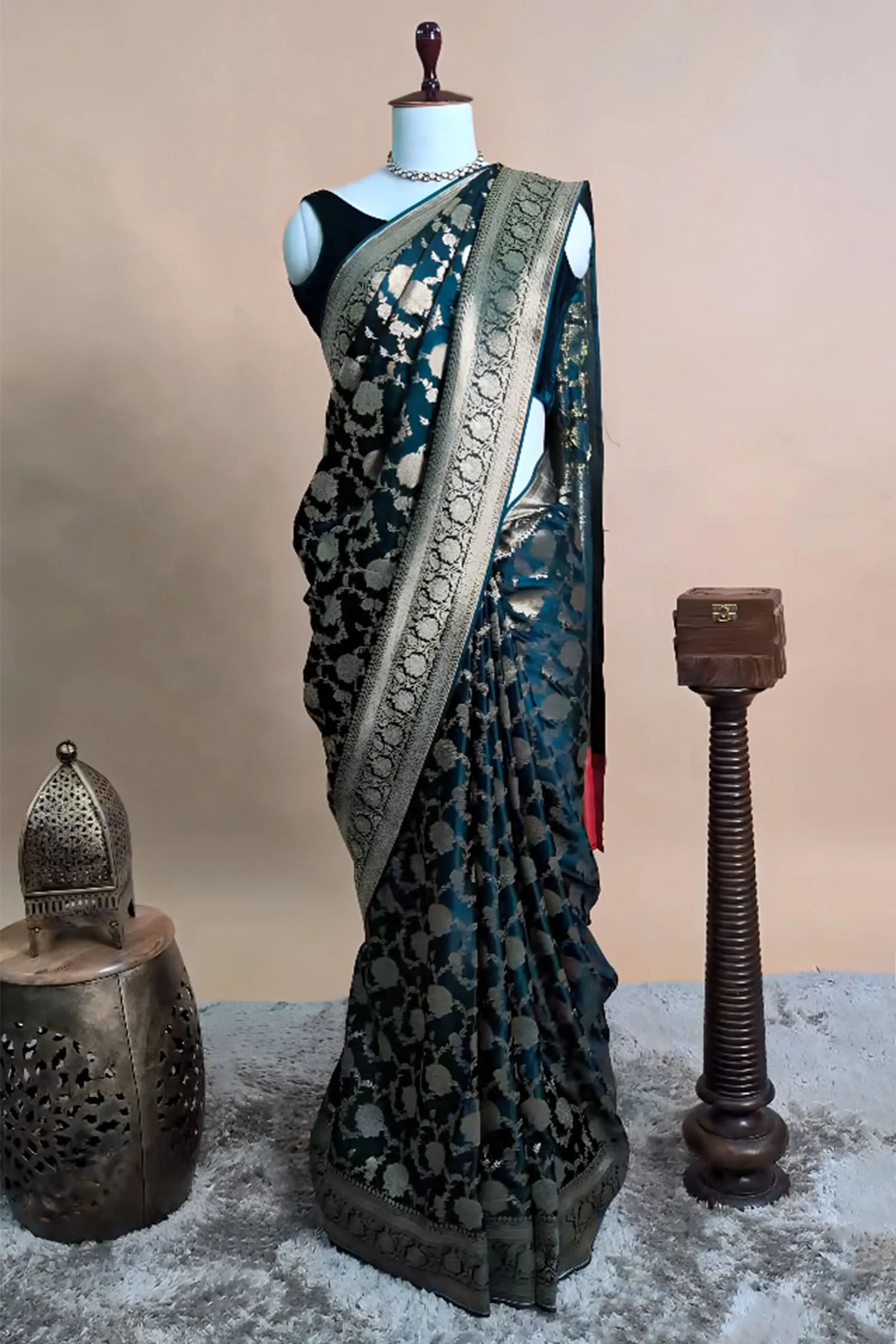 Dark Teal Green Dola Silk Woven Jaal Saree - Image 2