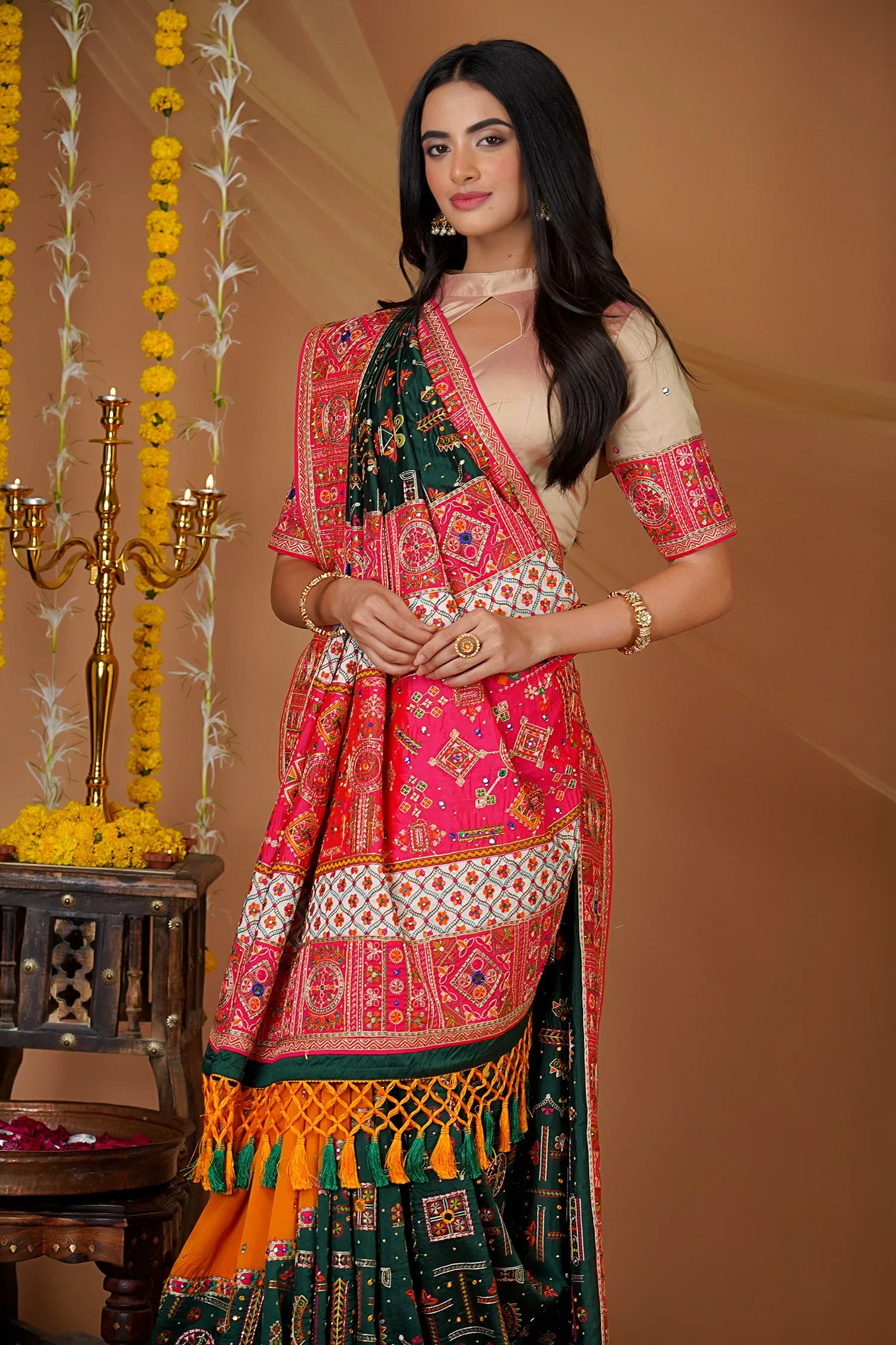 Forest Green Embroidered Saree in Silk with Contrast Border and Pallu - Image 3