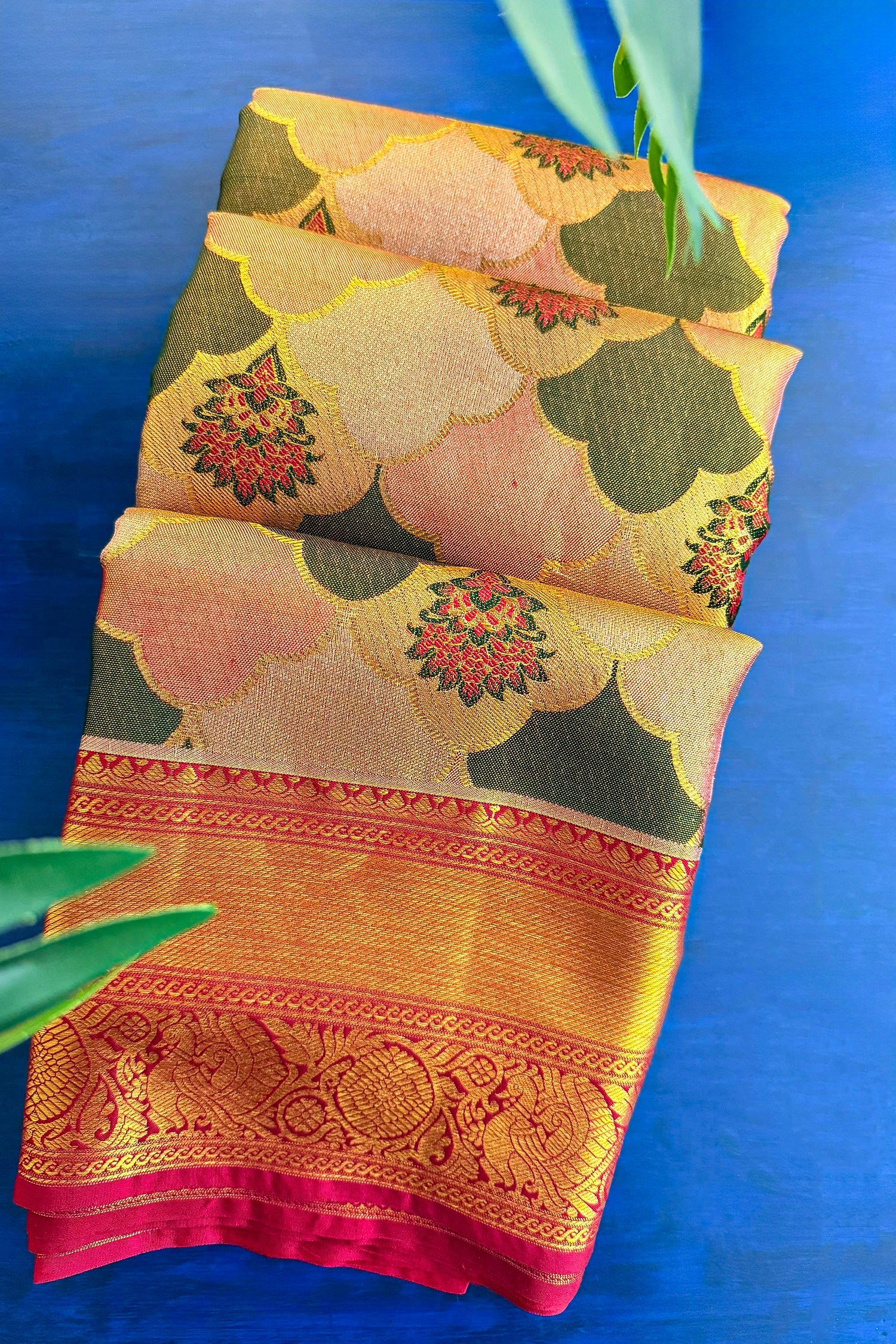 Golden Kanchipuram Tissue Silk Moroccan Design Woven Saree - Image 2