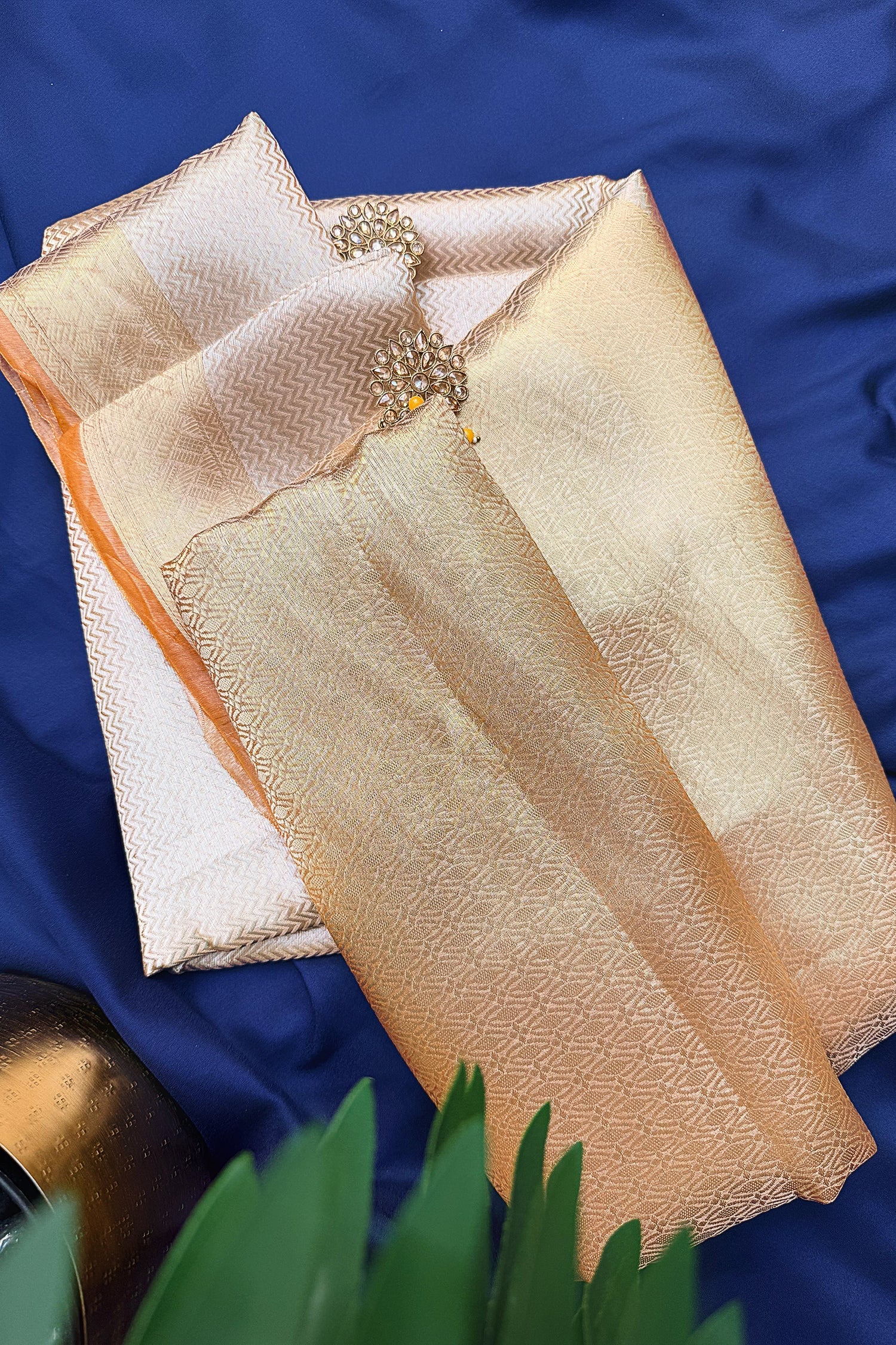 Golden Kanchipuram Tissue Silk Woven Saree - Image 6