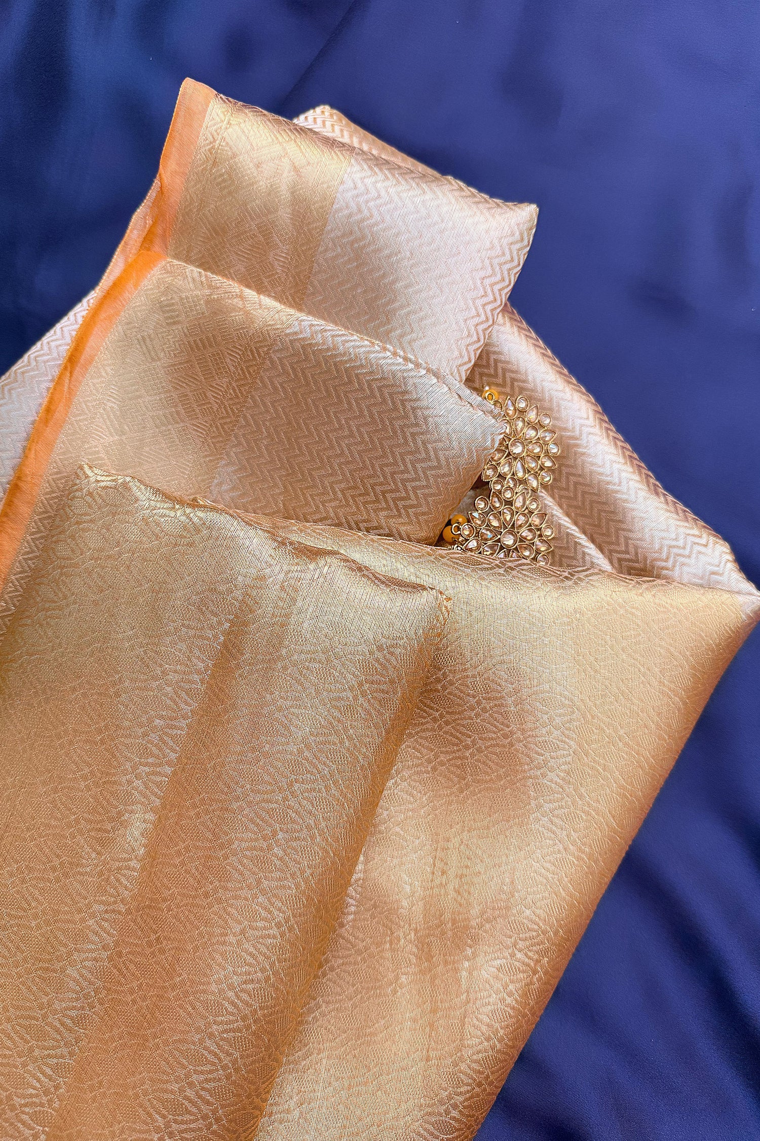 Golden Kanchipuram Tissue Silk Woven Saree - Image 9