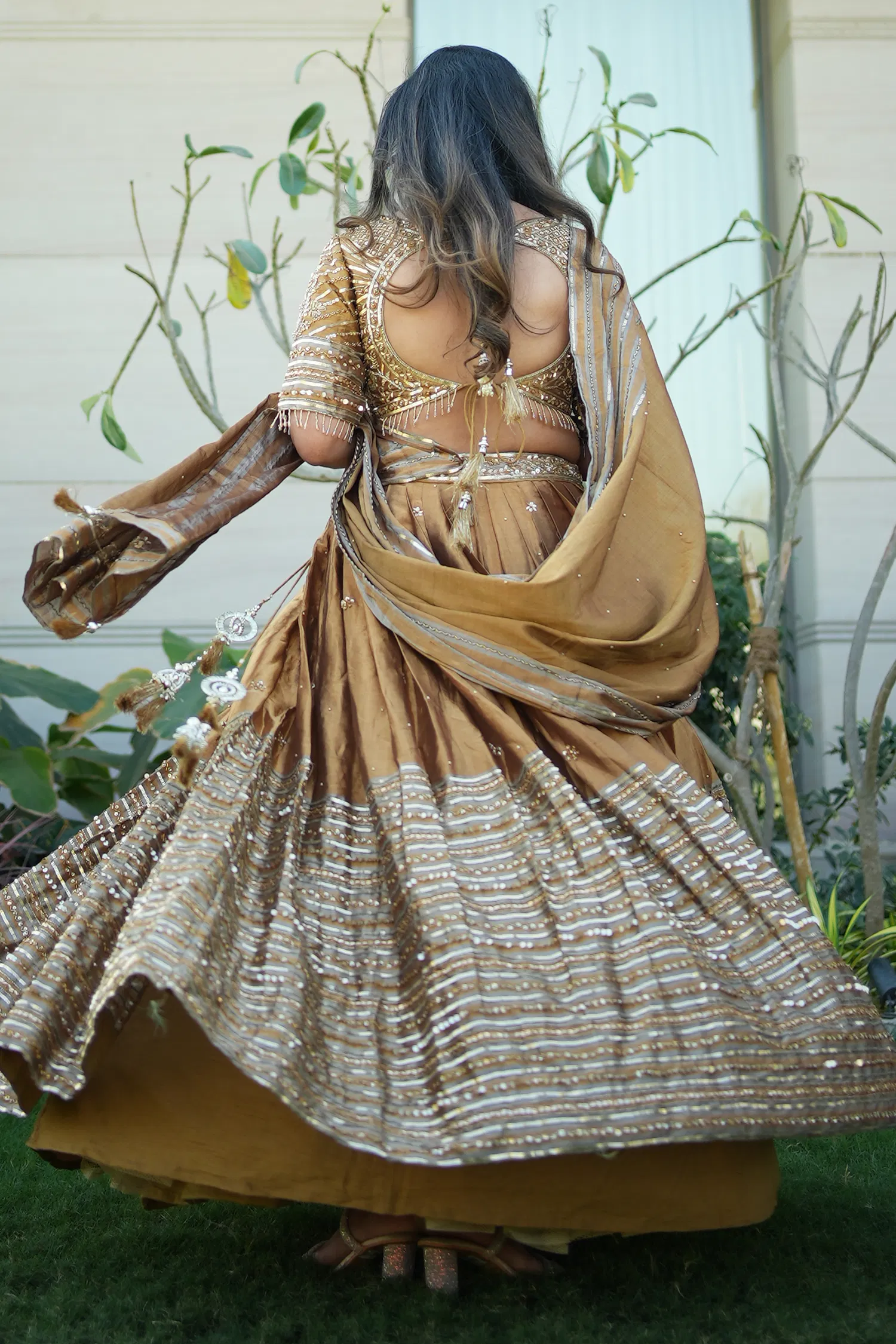 Golden Tissue Sequin Cutdana Worked Pleated Lehenga - Image 3