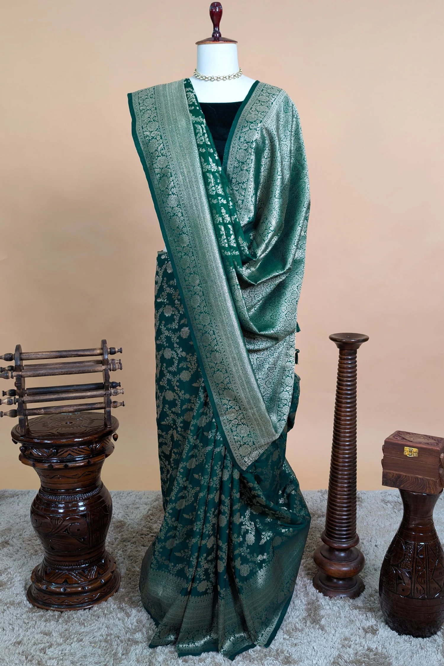 Green Art Silk Banarasi Woven Saree - Image 2