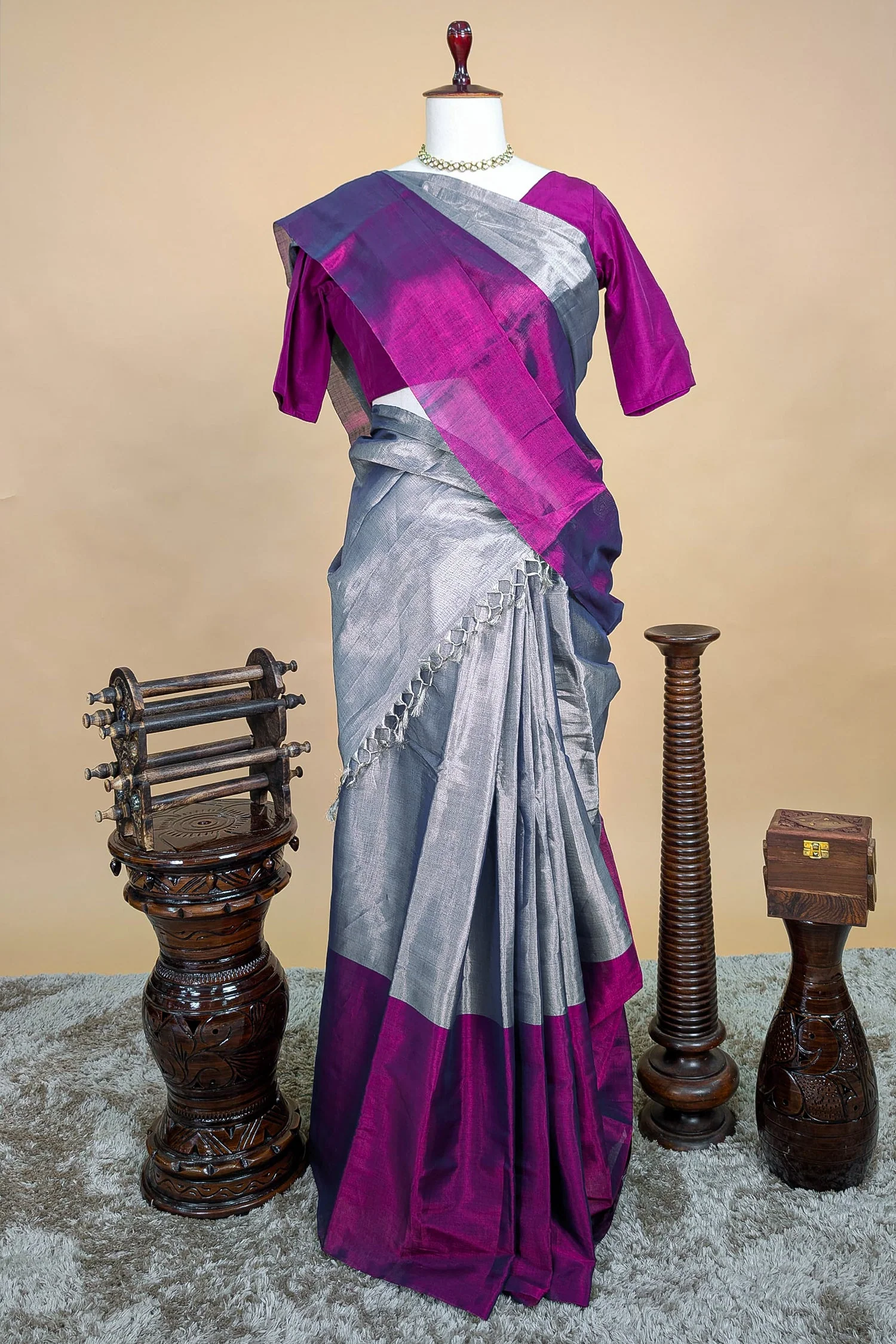 Grey and Golden Tissue Silk Saree - Image 2