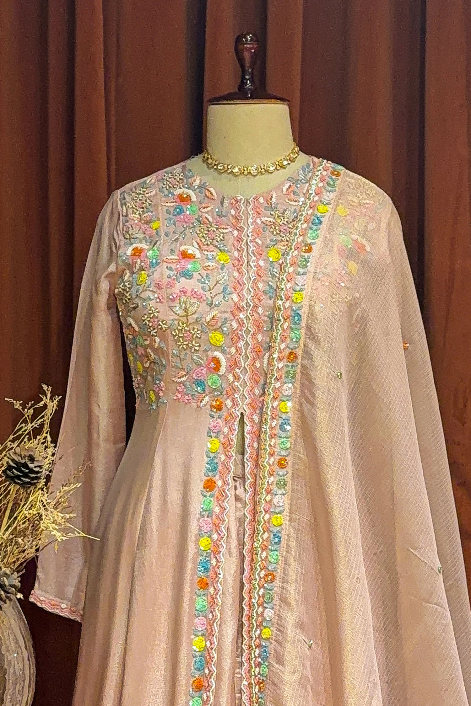 Light Pink Tissue Beaded and Sequin Worked Slit Cut Palazzo Suit - Image 4