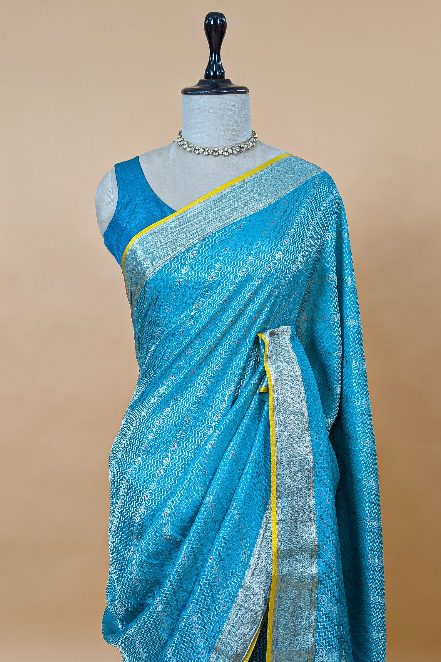 Light Sky Blue Silk All Over Woven Saree - Image 4
