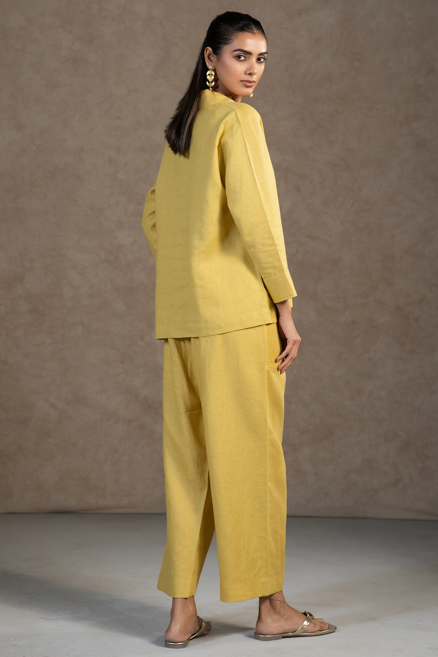 Lime Yellow Linen Solid Co-Ord Set - Image 4