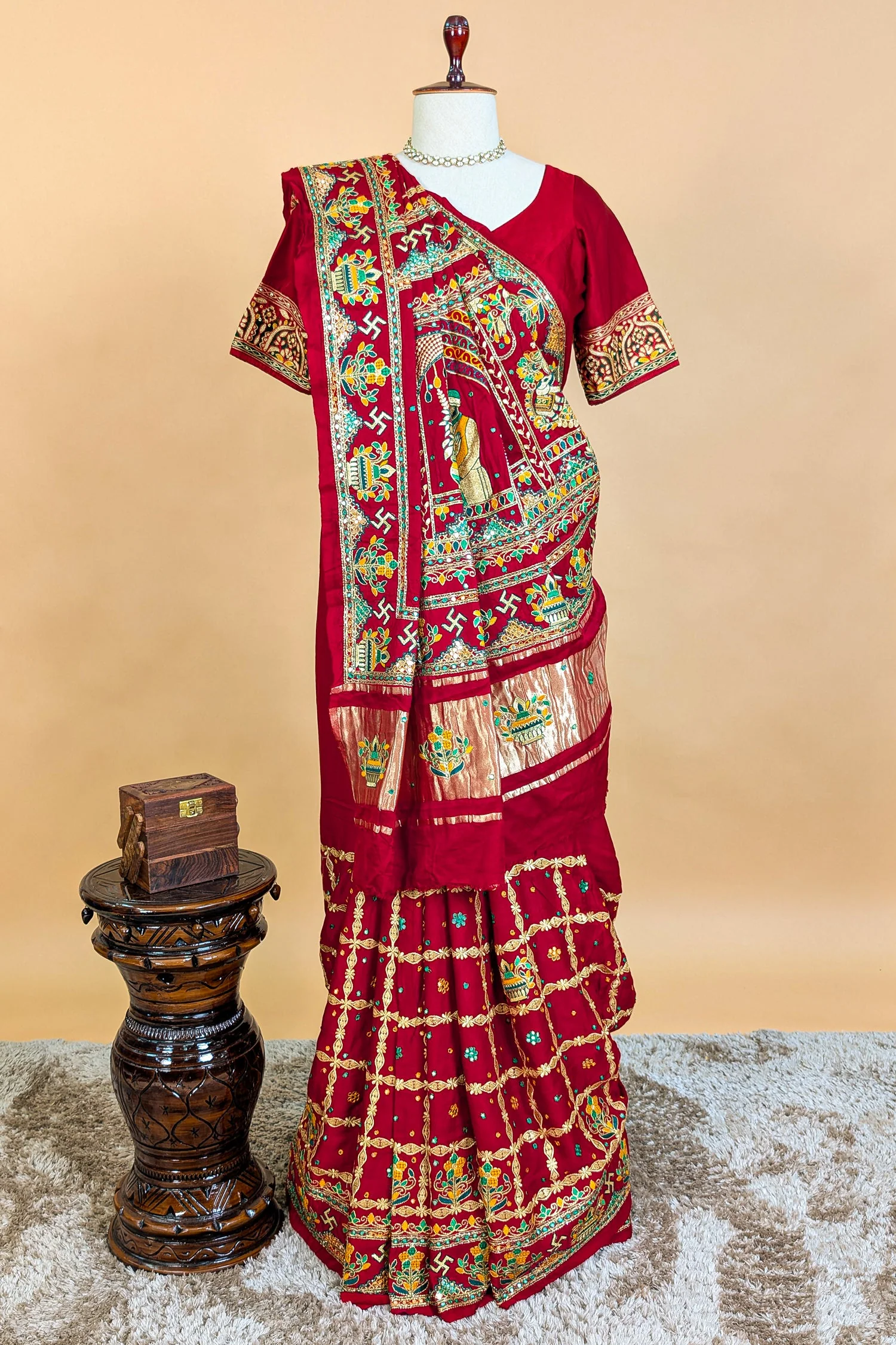 Maroon Gaji Silk Traditional Checks Gharchola Saree with Embroidery - Image 3