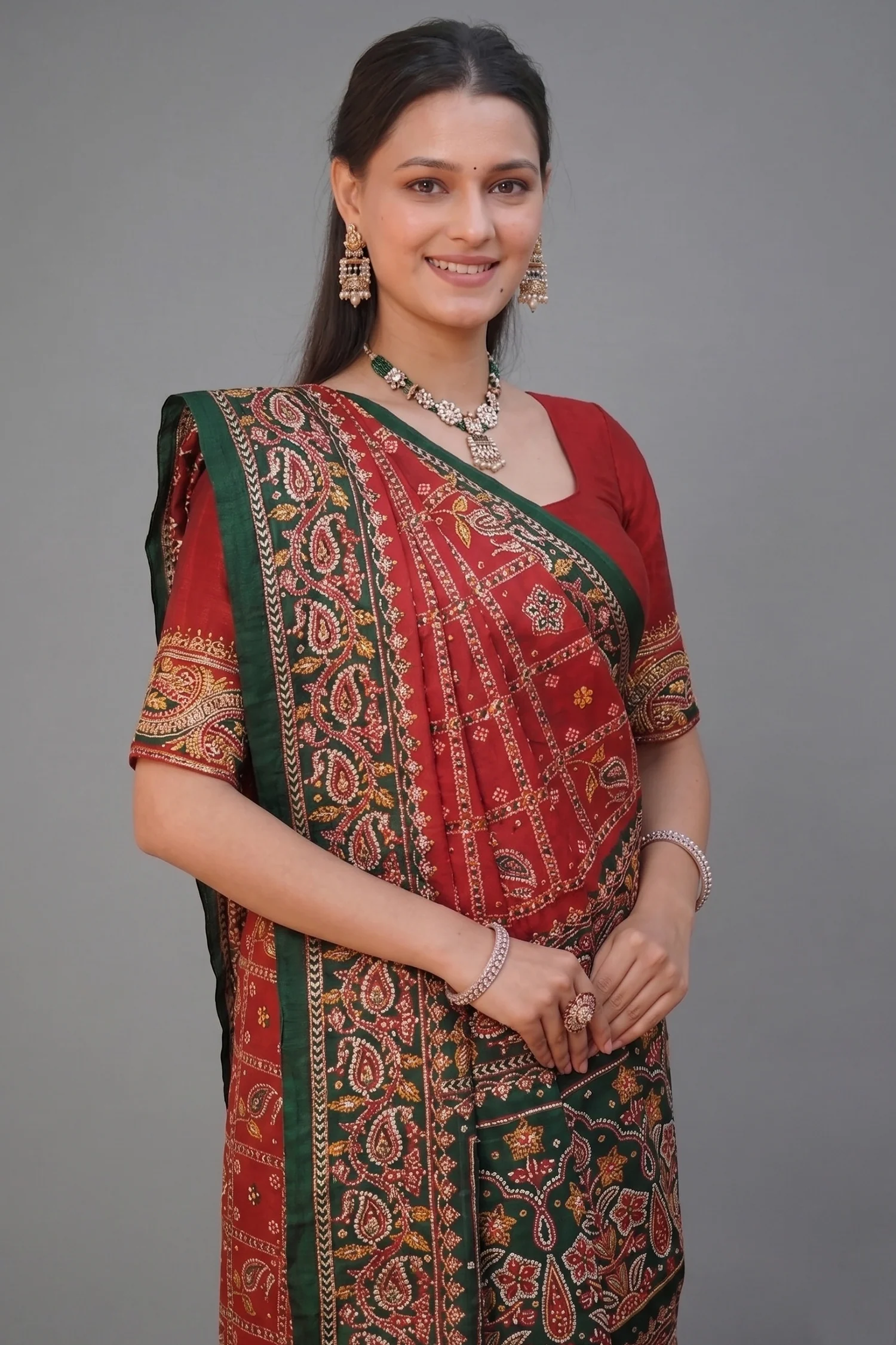 Maroon Gaji Silk Traditional Gharchola with Contrast Pallu and Border - Image 2