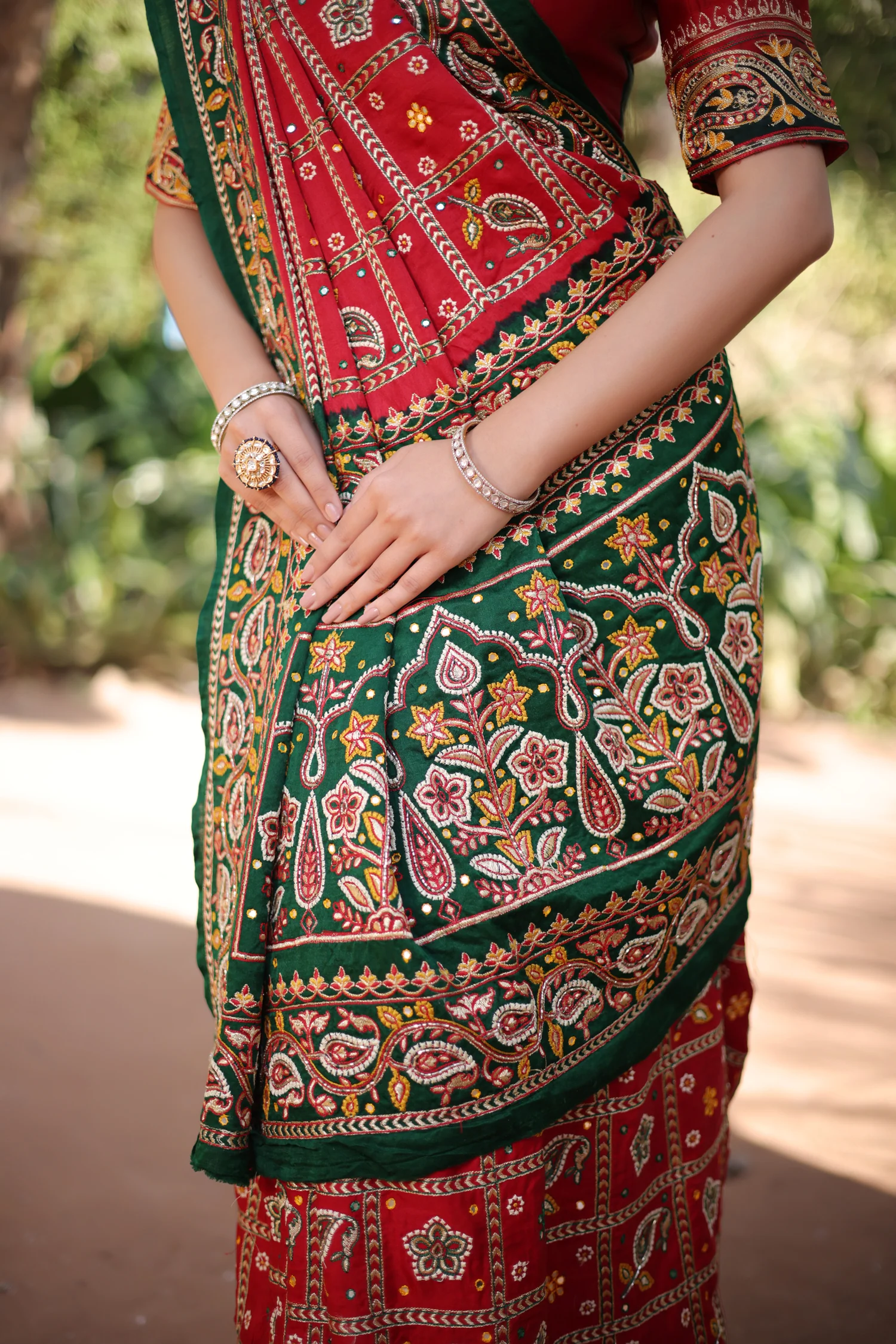 Maroon Gaji Silk Traditional Gharchola with Contrast Pallu and Border - Image 6