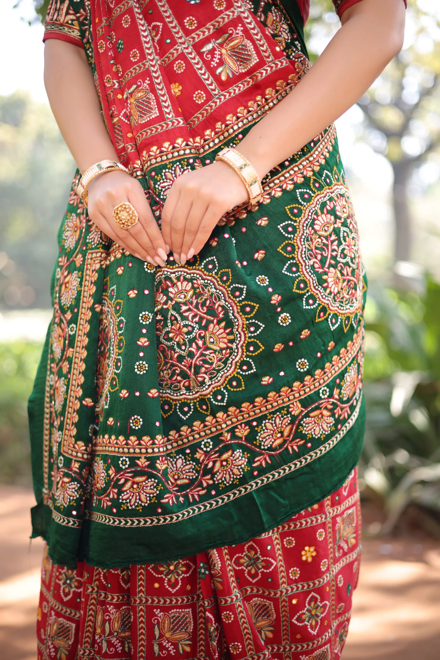 Maroon Gaji Silk Traditional Gharchola with Contrast Pallu and Border - Image 6