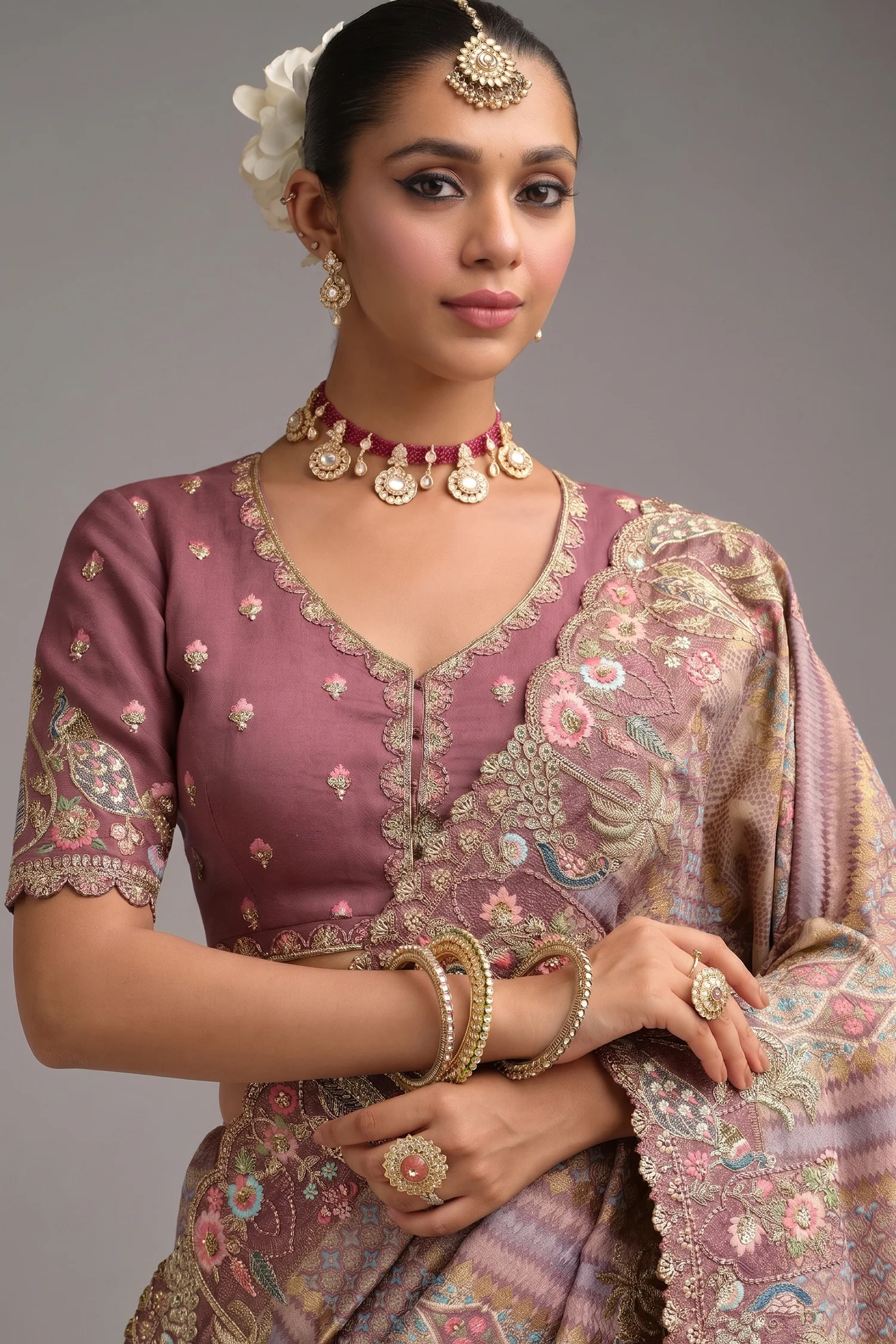 Mauve Silk Woven Saree with Embroidery - Image 2