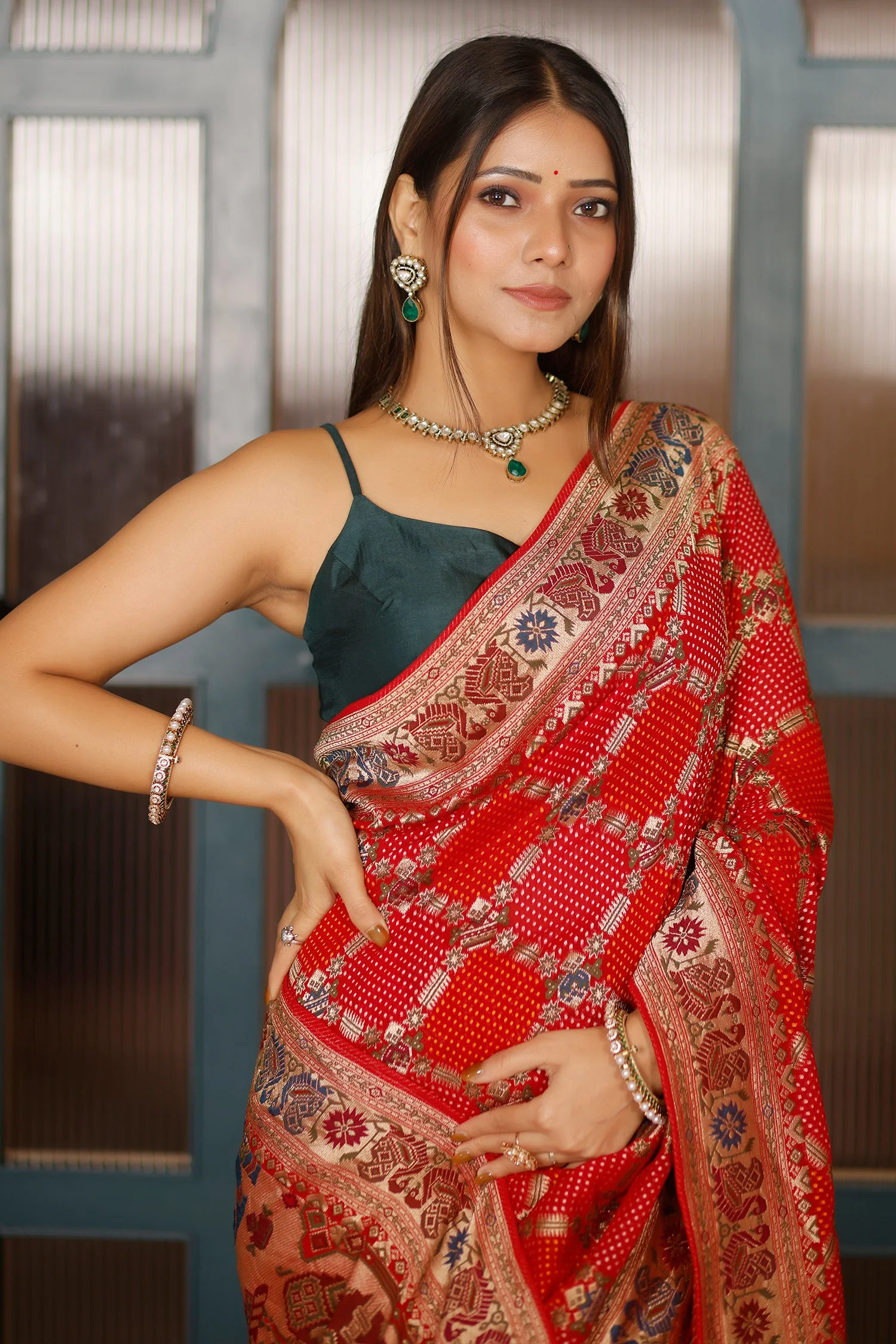 Multi Colored Georgette Meenakari Weaving Saree - Image 4