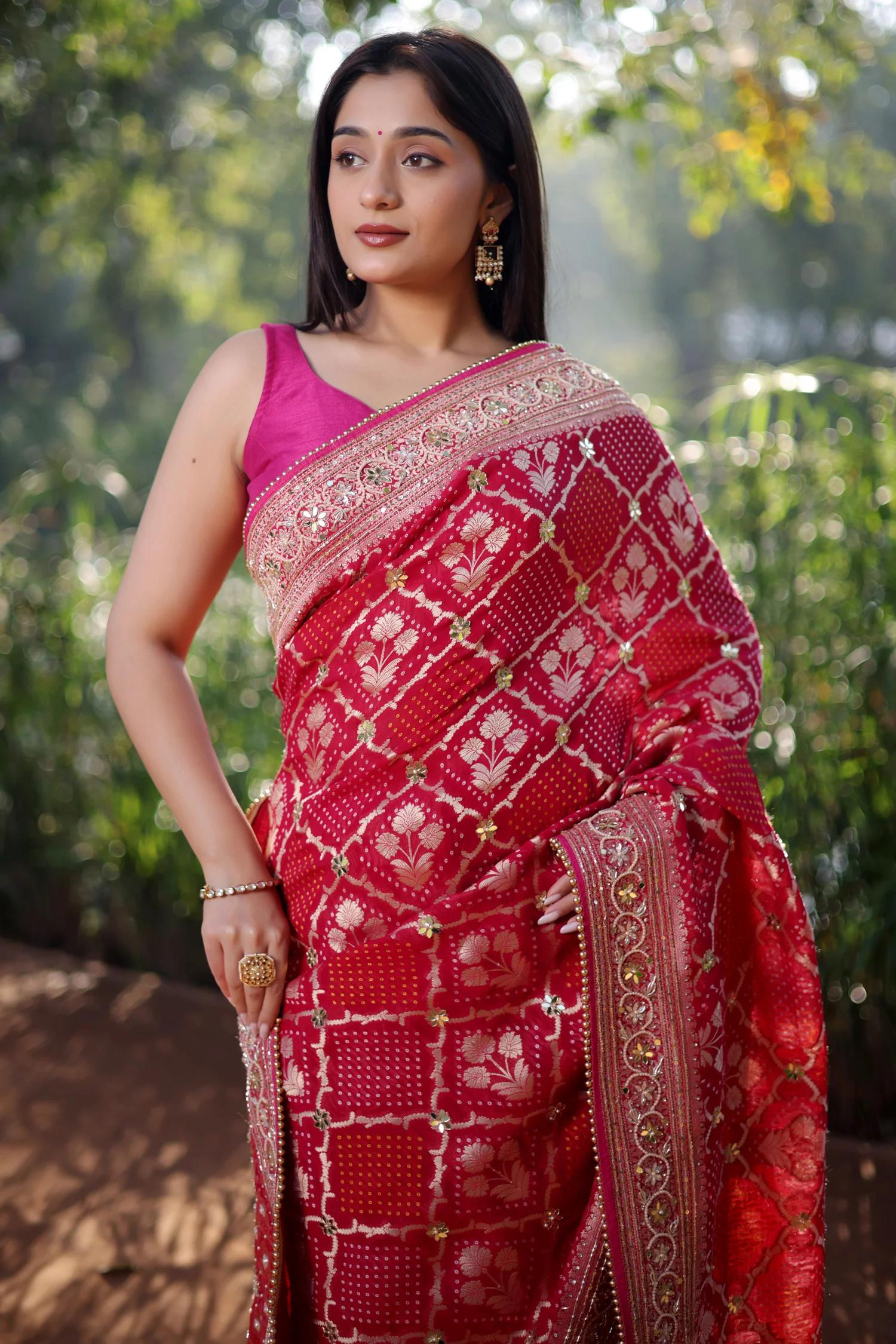 Pink Georgette Floral Woven Checks Saree with Sequin Beaded Work - Image 3