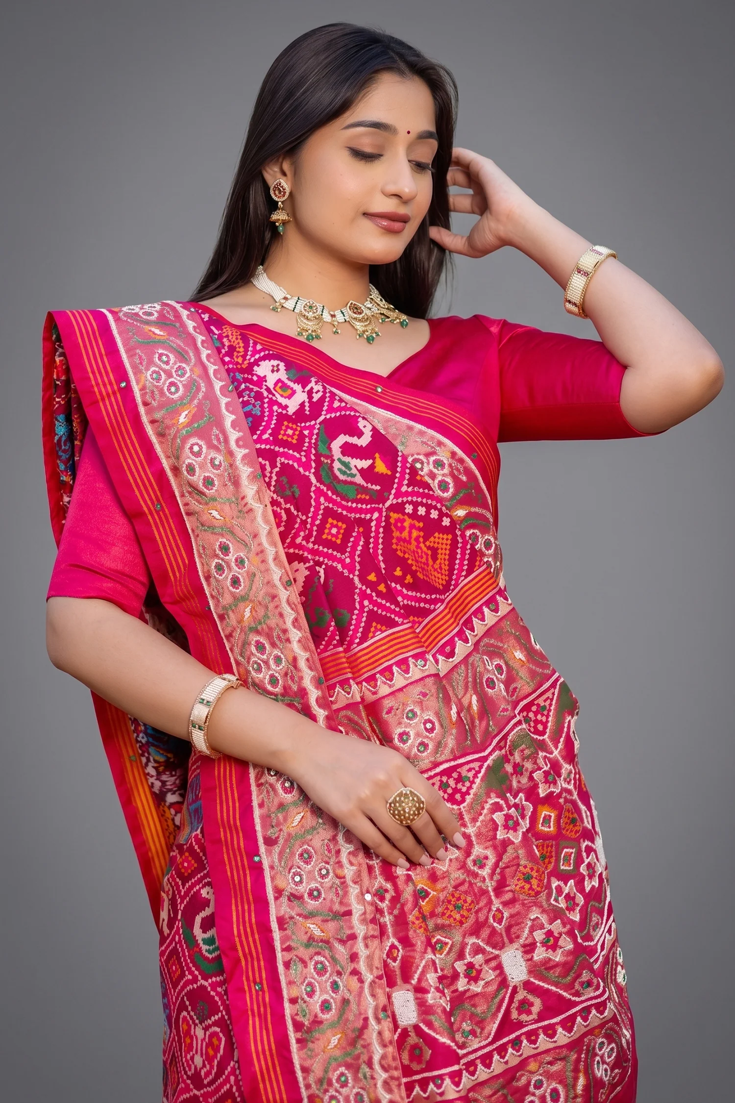 Pink Silk Traditional Patola Saree with Bead Work - Image 2