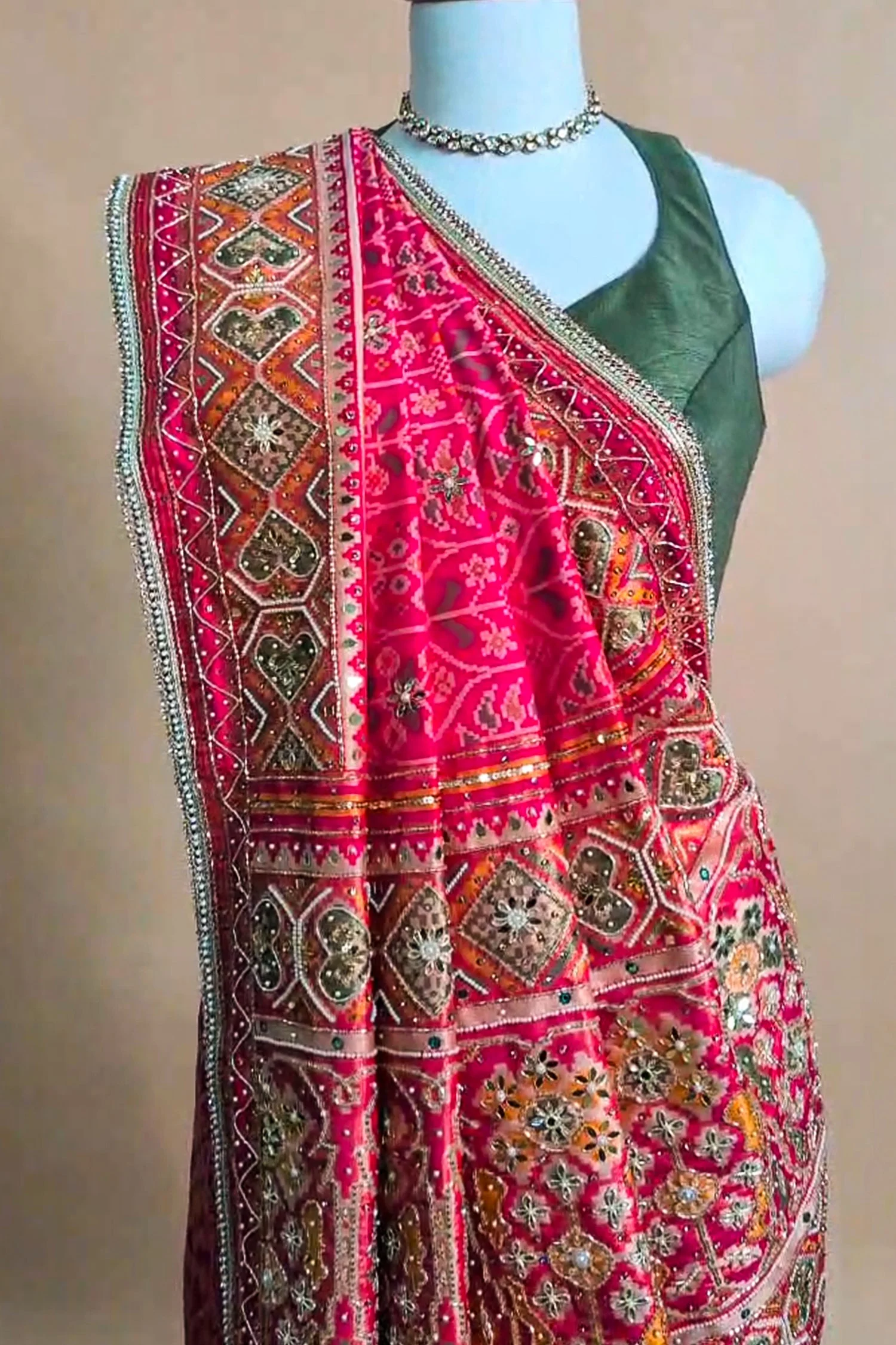 Pink Silk Traditional Woven Patola Saree with Cutdana and Beads Work - Image 3