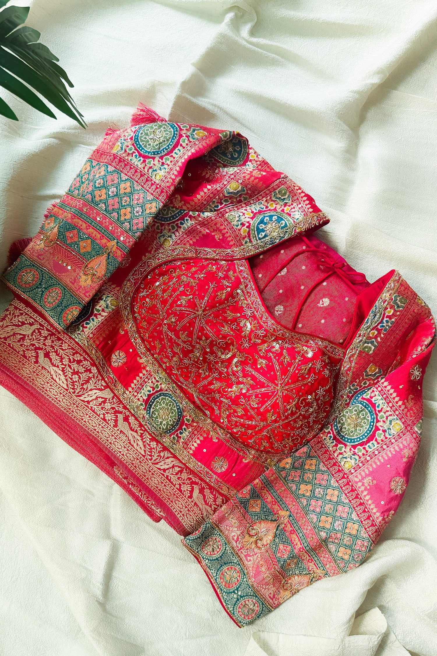 Pink Tissue Silk Woven Saree with Full Sleeved Handworked Readymade Blouse - Image 6