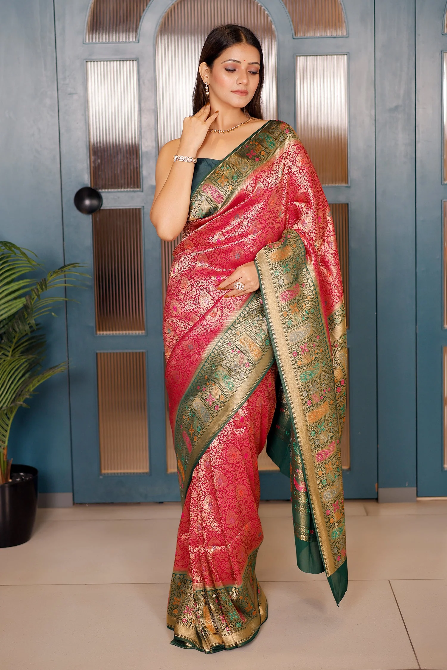Rani Pink Dola Silk All Over Woven Saree with Contrast Border - Image 3
