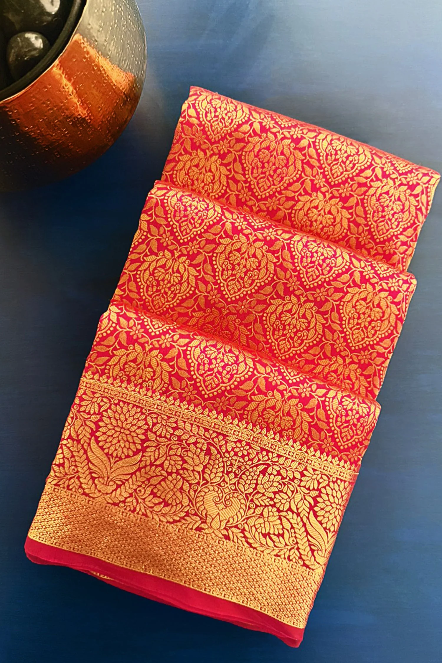 Rani Pink Kanchipuram Tissue Silk Woven Saree - Image 3