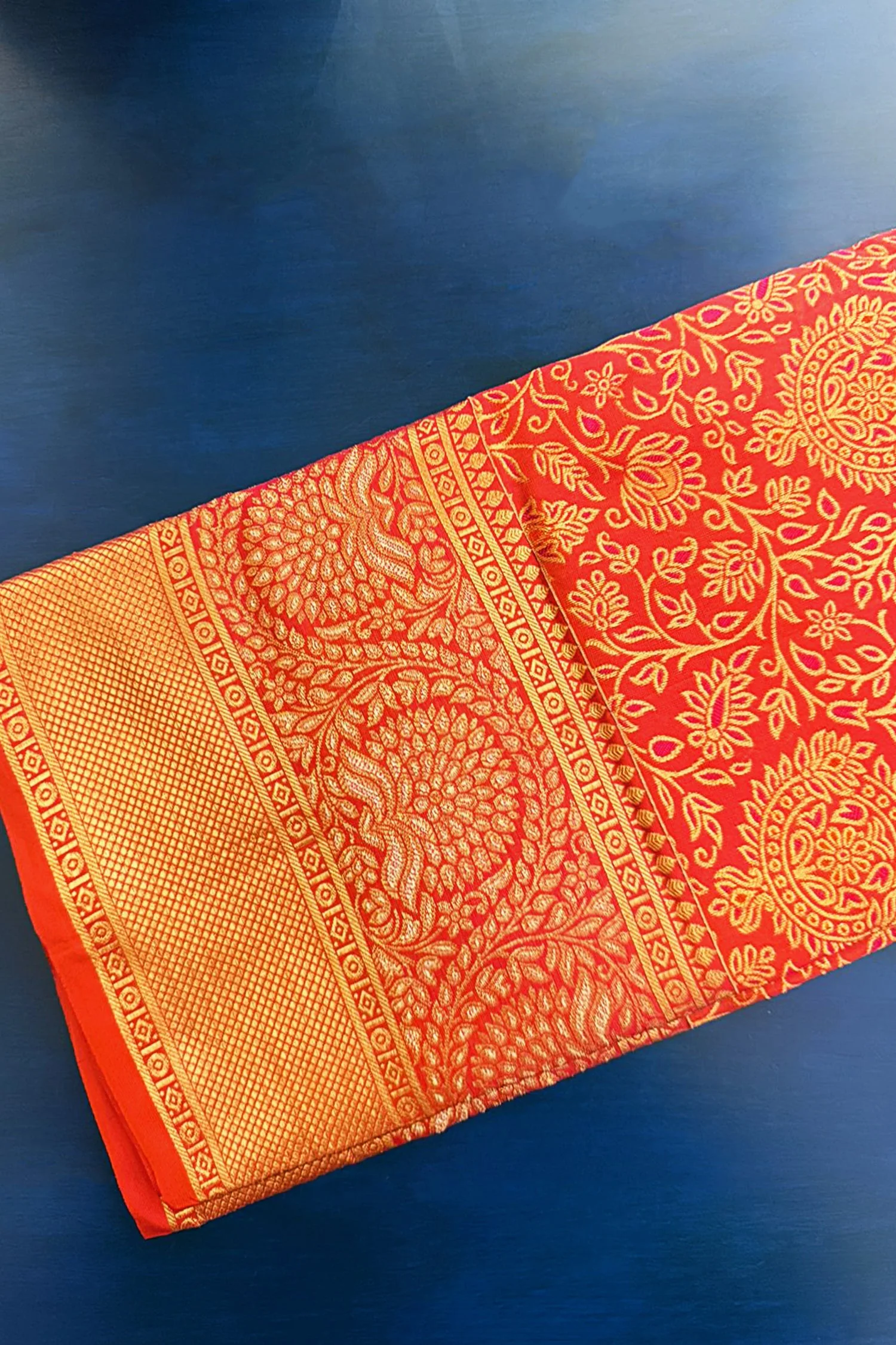 Rust Orange Kanchipuram Tissue Silk Traditional Woven Saree with Pink Hightlight - Image 4